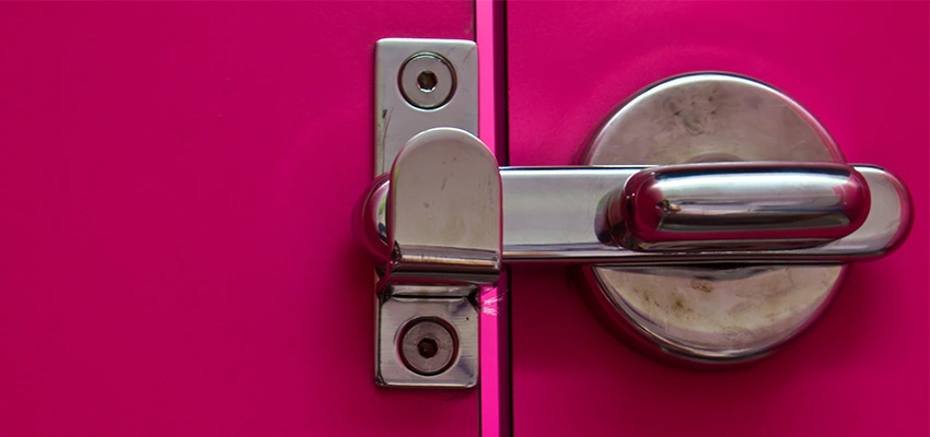 Childproof Gate Lock in Niles, Illinois
