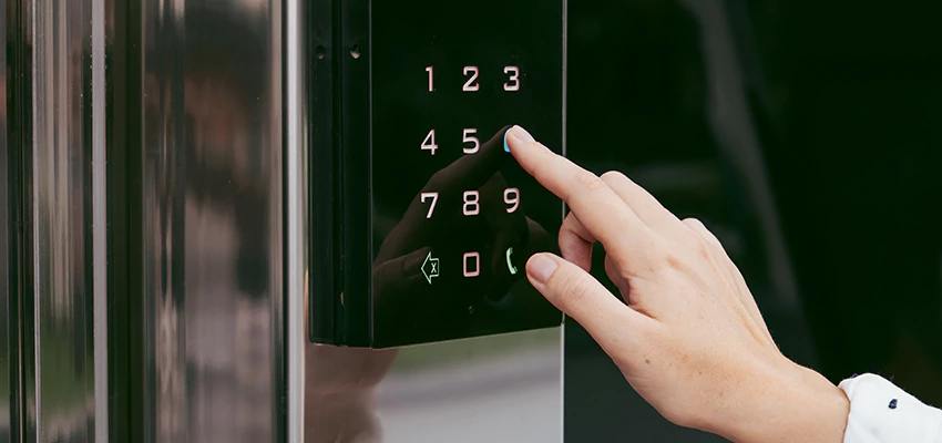 Keyless Door Entry System in Niles