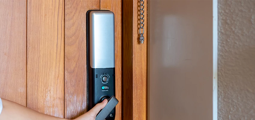 Home Security Electronic Locks Upgrades in Niles, IL