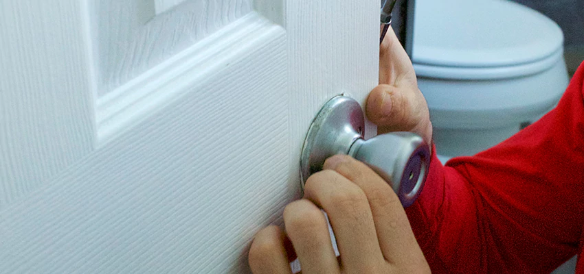 Vintage Door Knob Replacement in Niles, IL