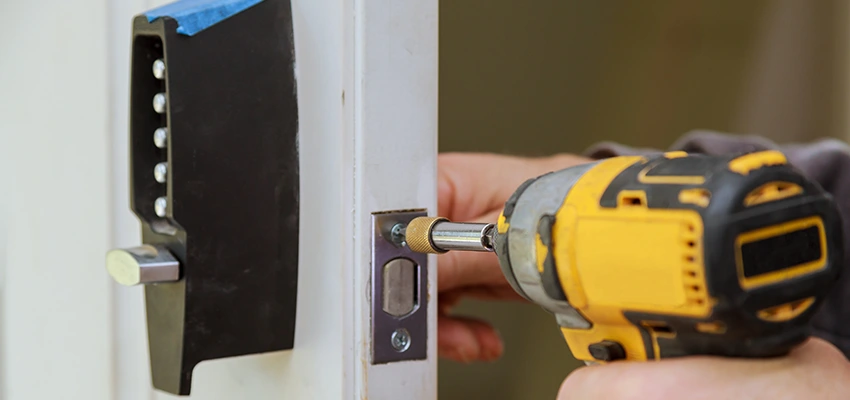 Eviction Locksmith For Key Duplication in Niles, Illinois
