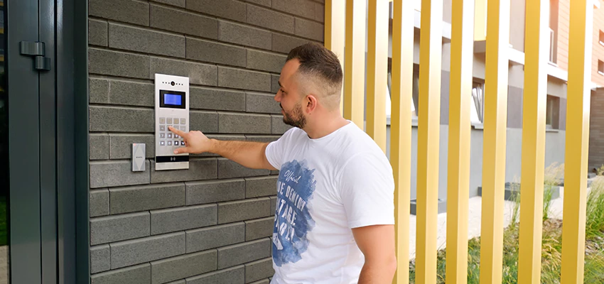Locksmith Company For Smart Lock System Installation in Niles, Illinois