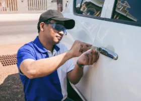 Car Locksmith in Niles, IL